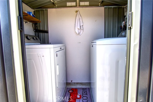 6367 Split Rock Avenue, 29 Palms CA: https://media.crmls.org/medias/54ca1e5f-1a61-493b-a8b0-b2e6d9d2cea7.jpg