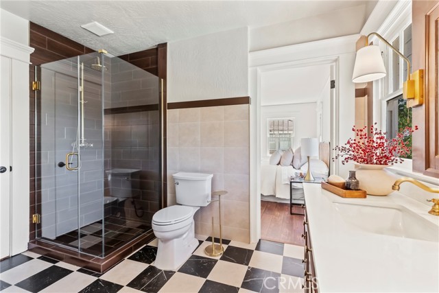 Image 32 of 57 For 1487 Echo  