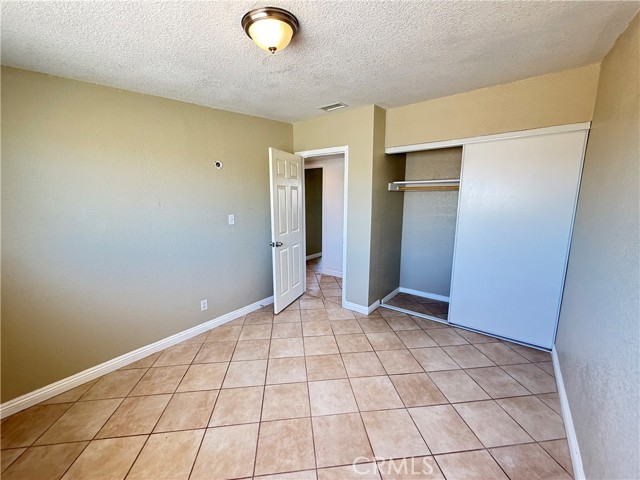 8461 Eucalyptus Avenue, California City CA: https://media.crmls.org/medias/54cb1d87-b977-4e21-aa7d-cde062415384.jpg