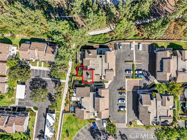 15 Abbey Lane, Aliso Viejo CA: https://media.crmls.org/medias/54cb701a-de3b-452d-8c57-d95f2f259ff8.jpg