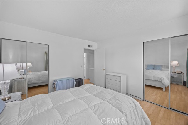 Detail Gallery Image 15 of 43 For 19796 Inverness Lane, Huntington Beach,  CA 92646 - 2 Beds | 2 Baths