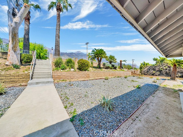 Detail Gallery Image 4 of 46 For 8309 Hillside Rd, Alta Loma,  CA 91701 - 3 Beds | 3 Baths