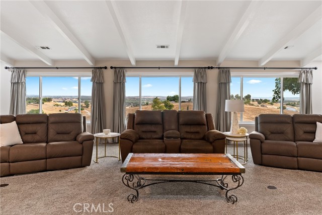 Detail Gallery Image 9 of 54 For 2245 Rancho Lomas Way, San Miguel,  CA 93451 - 3 Beds | 3 Baths