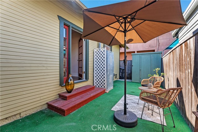 Detail Gallery Image 19 of 33 For 2820 E Colorado St, Long Beach,  CA 90814 - 2 Beds | 1 Baths