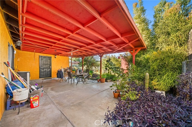 Detail Gallery Image 16 of 27 For 1584 E Davidson St, San Bernardino,  CA 92408 - 3 Beds | 2/1 Baths