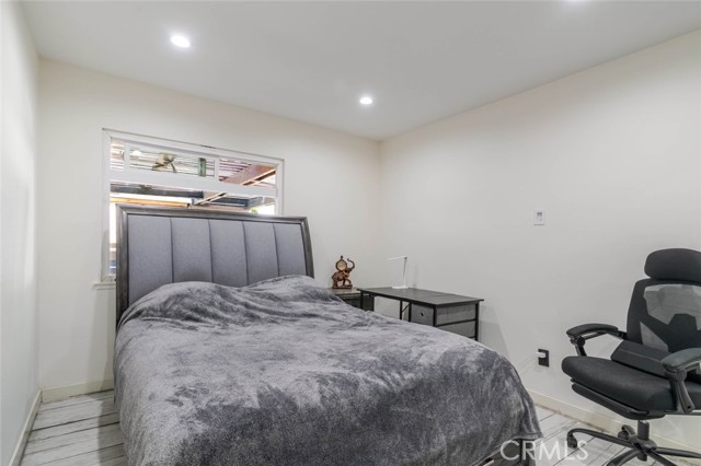 Detail Gallery Image 17 of 32 For 15931 Foothill, –,  CA 91342 - 3 Beds | 2 Baths