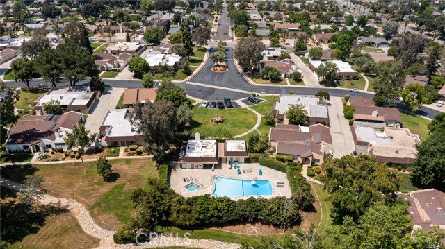 1024 Ardmore Circle, Redlands CA: https://media.crmls.org/medias/54cd2e70-85ac-4c6e-bc34-c07173be12d3.jpg