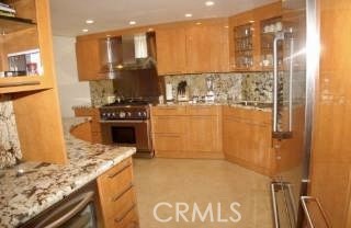 Detail Gallery Image 4 of 8 For 4310 Cahuenga Bld #103,  Toluca Lake,  CA 91602 - 2 Beds | 2/1 Baths