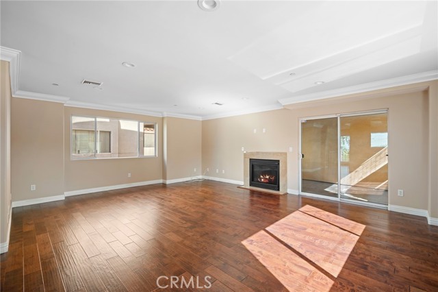 Detail Gallery Image 6 of 31 For 10118 Fernglen #1,  Tujunga,  CA 91042 - 3 Beds | 2/1 Baths