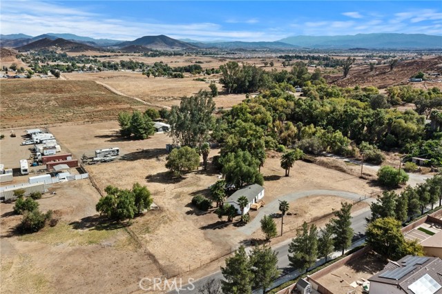 Detail Gallery Image 5 of 42 For 33240 Lindenberger Rd, Menifee,  CA 92584 - 3 Beds | 2 Baths