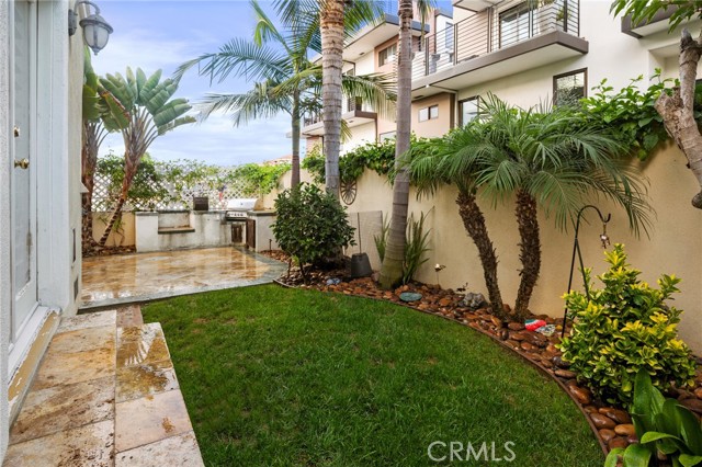 202 Lucia Avenue, Redondo Beach, California 90277, 5 Bedrooms Bedrooms, ,3 BathroomsBathrooms,Residential,Sold,Lucia,SB21191520