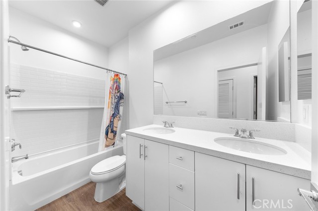 1315 W Cara Dr, Anaheim CA: https://media.crmls.org/medias/54d08e5d-a0ff-4ab1-baf1-cf7225349ae7.jpg