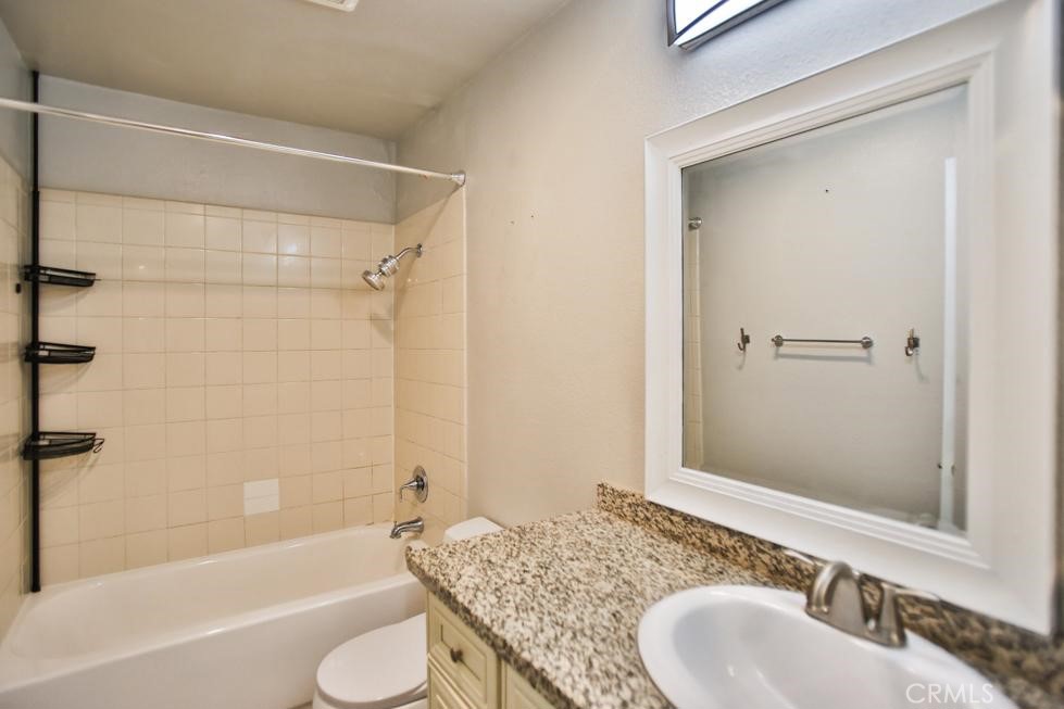 MLS #OC25222392 image #6