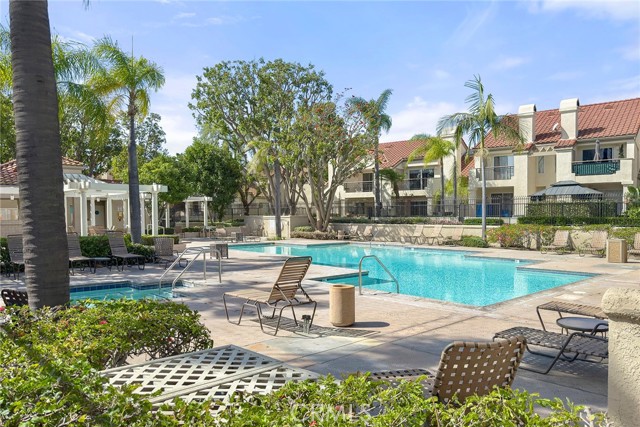 Detail Gallery Image 35 of 48 For 28074 Hastings #76,  Mission Viejo,  CA 92692 - 3 Beds | 2/1 Baths