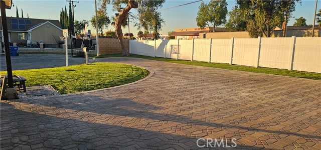 Detail Gallery Image 4 of 28 For 952 Graybar, La Puente,  CA 91744 - 4 Beds | 2 Baths