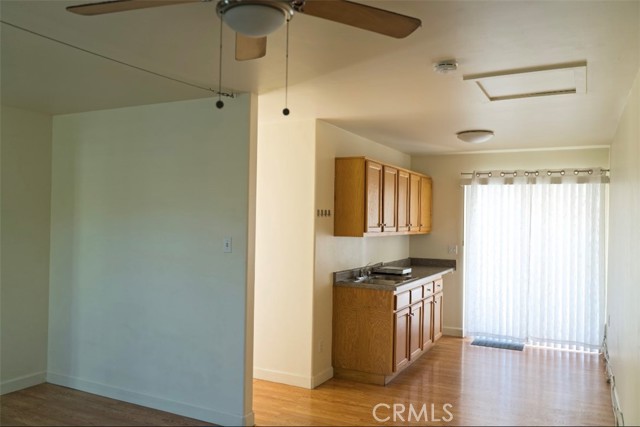 5726 1/2 Rocket Street, Lakewood CA: https://media.crmls.org/medias/54d388fe-8abb-44be-9d6b-f3e72482768e.jpg