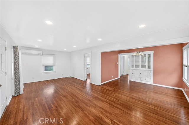 Detail Gallery Image 10 of 38 For 124 N Princeton Ave, Fullerton,  CA 92831 - – Beds | – Baths