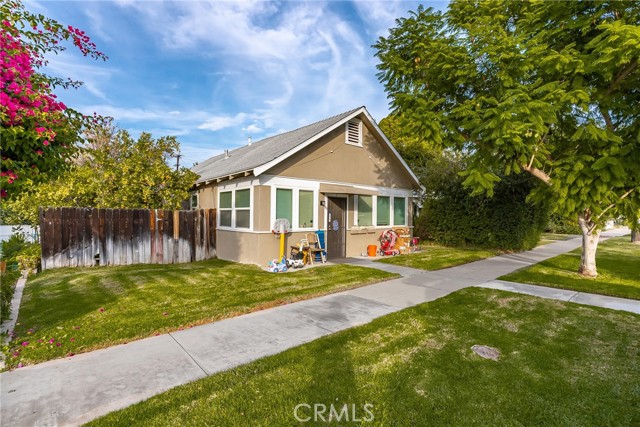 Image 3 for 211 W Kendall St, Corona, CA 92882