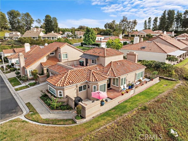 Detail Gallery Image 2 of 48 For 23401 El Greco, Mission Viejo,  CA 92692 - 3 Beds | 3 Baths