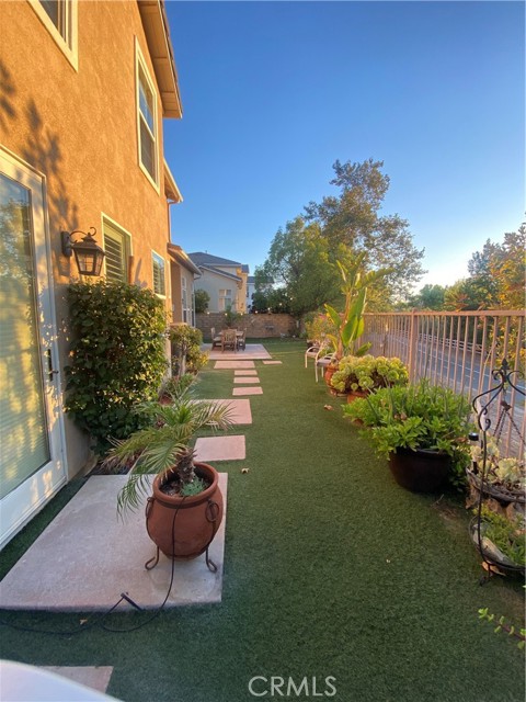 Detail Gallery Image 13 of 15 For 26947 Cape Cod Dr, Valencia,  CA 91355 - 3 Beds | 3 Baths