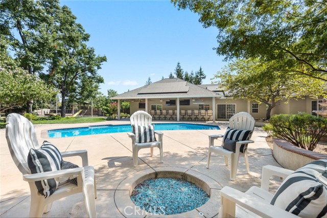 9498 Dillon Ct, Durham CA: https://media.crmls.org/medias/54d6be24-4a5a-41c8-ab9c-116121b264ed.jpg