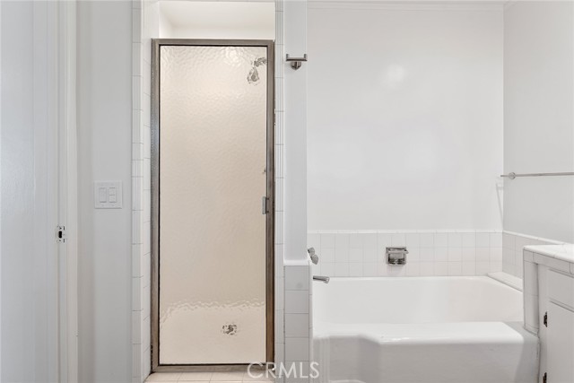 11053 Strathmore Drive, Westwood - Century City CA: https://media.crmls.org/medias/54d77784-ad19-4b29-aa93-3941432d3f7b.jpg
