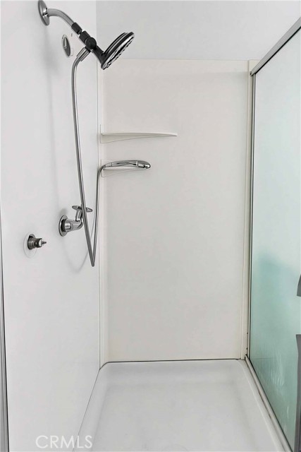 Detail Gallery Image 8 of 13 For 805 Tully Rd #2,  Modesto,  CA 95350 - 1 Beds | 1 Baths