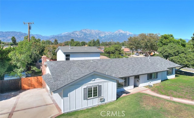 Detail Gallery Image 3 of 31 For 340 W Caroline St, Ontario,  CA 91762 - 7 Beds | 4 Baths