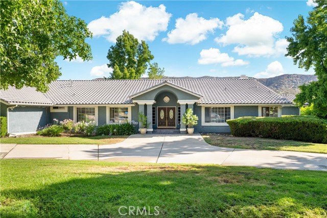 37321 Ironwood Drive, Yucaipa CA: https://media.crmls.org/medias/54d93247-0a1b-4f05-90d8-36006129db0e.jpg