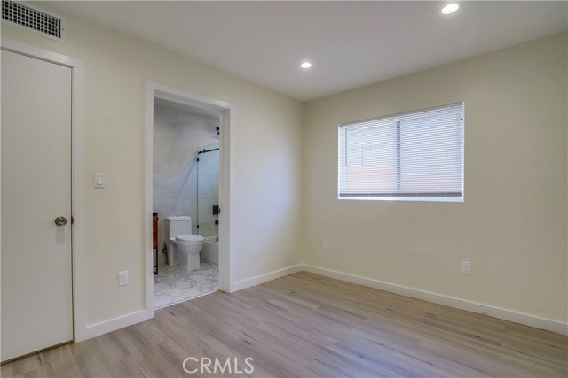 Detail Gallery Image 23 of 48 For 4638 Lomita St, Los Angeles,  CA 90019 - 4 Beds | 4/1 Baths