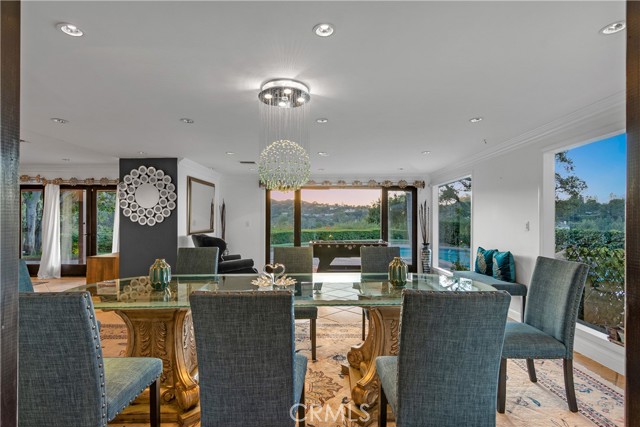 Detail Gallery Image 7 of 20 For 3701 Royal Meadow, Sherman Oaks,  CA 91403 - 4 Beds | 3 Baths