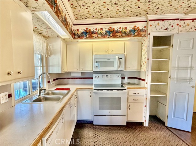 Detail Gallery Image 16 of 37 For 45055 E Florida Ave #48,  Hemet,  CA 92544 - 2 Beds | 1/1 Baths