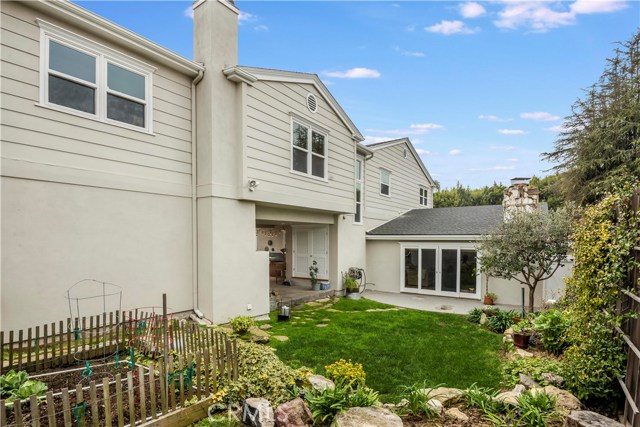 1028 Ynez Avenue, Redondo Beach, California 90277, 4 Bedrooms Bedrooms, ,2 BathroomsBathrooms,Residential,Sold,Ynez,SB17031296