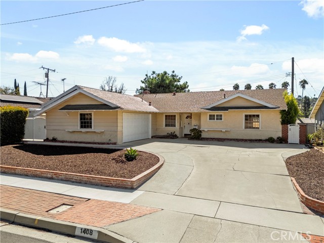 1408 Cranmer Drive photo 2