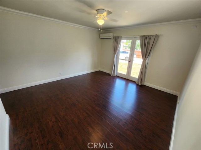 10450 Balboa Boulevard, Granada Hills CA: https://media.crmls.org/medias/54dc8ab9-7bea-4841-8a2d-9000369dc3bc.jpg