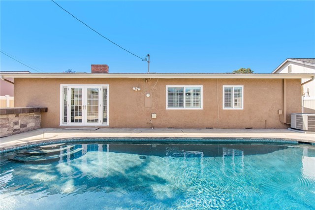 Detail Gallery Image 13 of 15 For 1113 West Hill Avenue, Fullerton,  CA 92833 - 5 Beds | 2 Baths