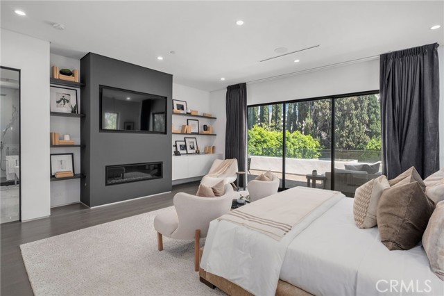 Detail Gallery Image 25 of 59 For 15231 Greenleaf St, Sherman Oaks,  CA 91403 - 6 Beds | 7/1 Baths