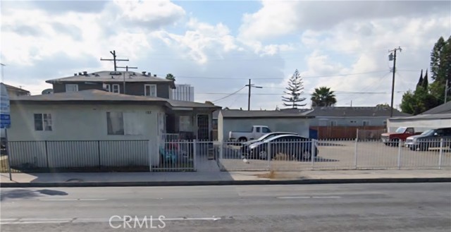 124 W Rosecrans Ave, Compton CA: https://media.crmls.org/medias/54e1abae-0d32-4cf8-9b12-708e8bf47868.jpg