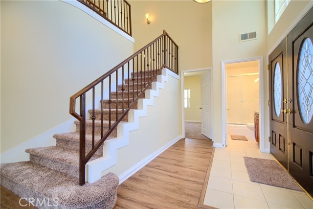 606 W Grand Avenue, Pomona CA: https://media.crmls.org/medias/54e2be8b-092c-4c8b-9c76-f7a6ebea199e.jpg
