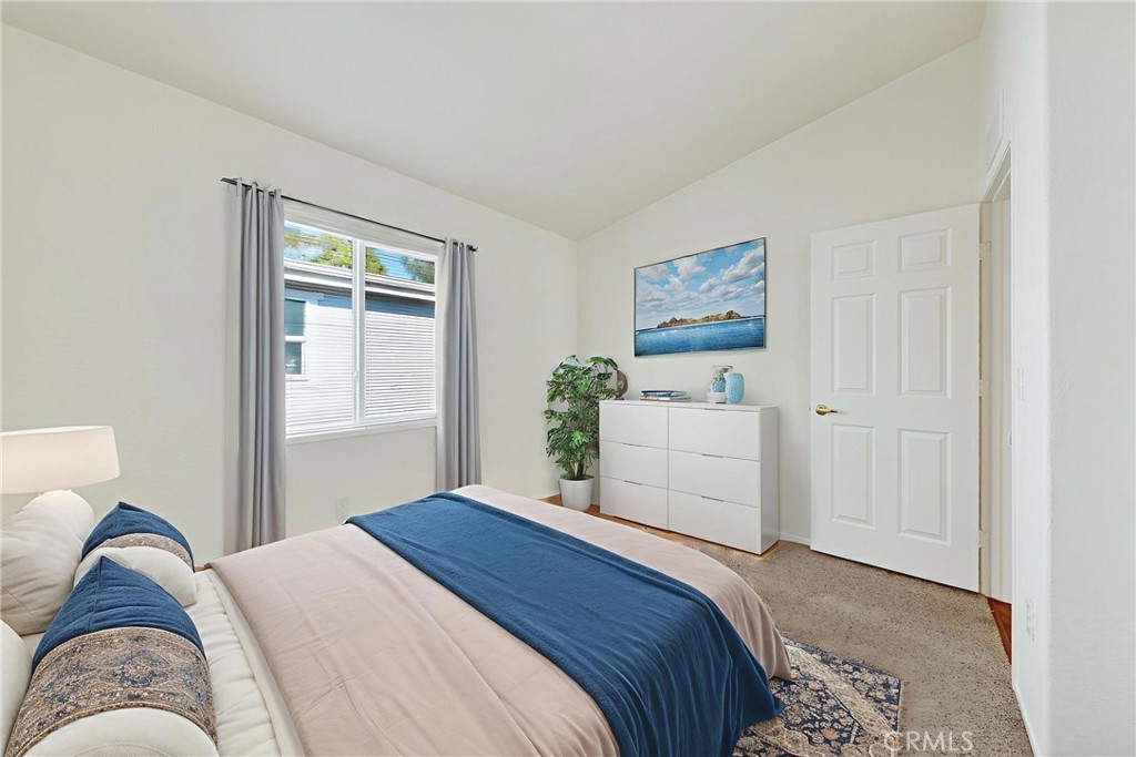 MLS #OC25256466 image #24