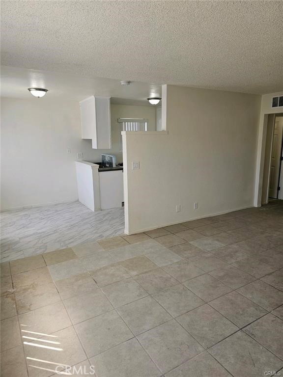 1401 N F Street, San Bernardino CA: https://media.crmls.org/medias/54e37879-5861-46af-952a-f5d0e082fb17.jpg