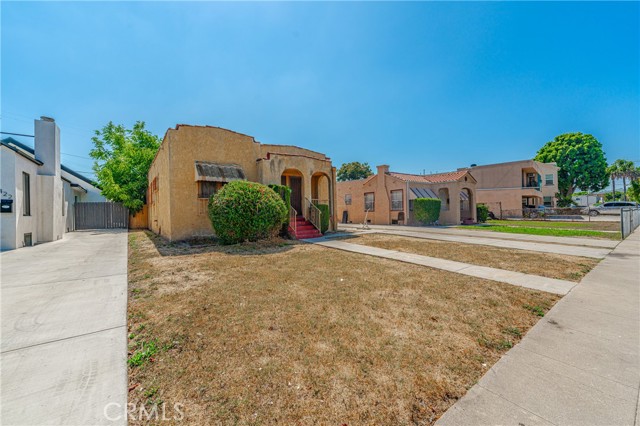 2424 West View Street, Los Angeles, California 90016, 3 Bedrooms Bedrooms, ,1 BathroomBathrooms,Single Family Residence,For Sale,West View,CV24178219