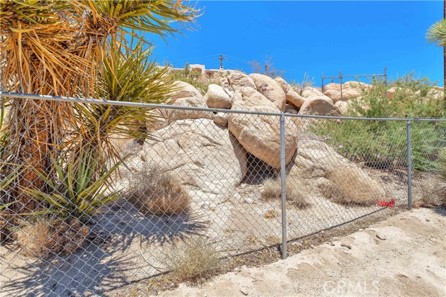 Detail Gallery Image 38 of 53 For 57490 Redondo St, Yucca Valley,  CA 92284 - 3 Beds | 2 Baths