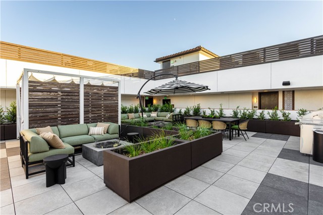 Detail Gallery Image 31 of 34 For 1333 S Orange Grove Ave #109,  Los Angeles,  CA 90019 - 2 Beds | 2 Baths