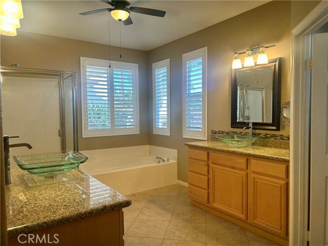 Detail Gallery Image 4 of 27 For 5793 Territory, Corona,  CA 92880 - 4 Beds | 3 Baths