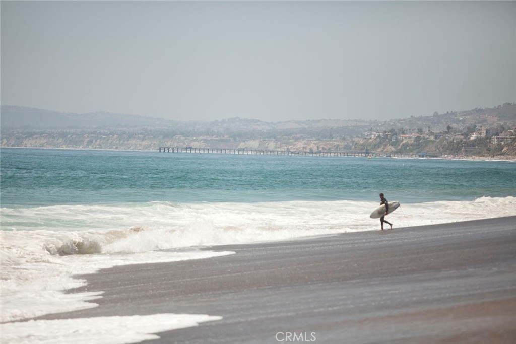 https://media.crmls.org/medias/54e76998-1137-49ac-ab06-f32e1322063e.jpg?preset=X-Large