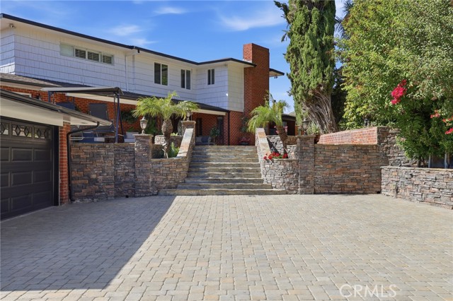 Detail Gallery Image 3 of 75 For 1558 Remah Vista, Glendale,  CA 91207 - 3 Beds | 4/1 Baths