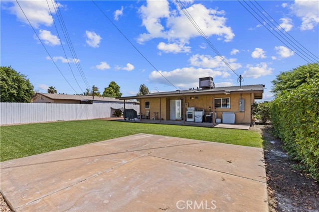 83092 Dillon Avenue, Indio CA: https://media.crmls.org/medias/54e7a514-a1c8-4ab6-abdd-2182d692151e.jpg