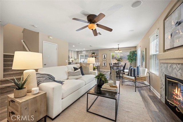 1534 Rowan Gln, Escondido CA: https://media.crmls.org/medias/54e7adce-f801-48b9-afca-547d15218dba.jpg