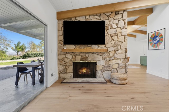 Detail Gallery Image 7 of 38 For 5618 Wilhelmina Ave, Woodland Hills,  CA 91367 - 3 Beds | 2/1 Baths
